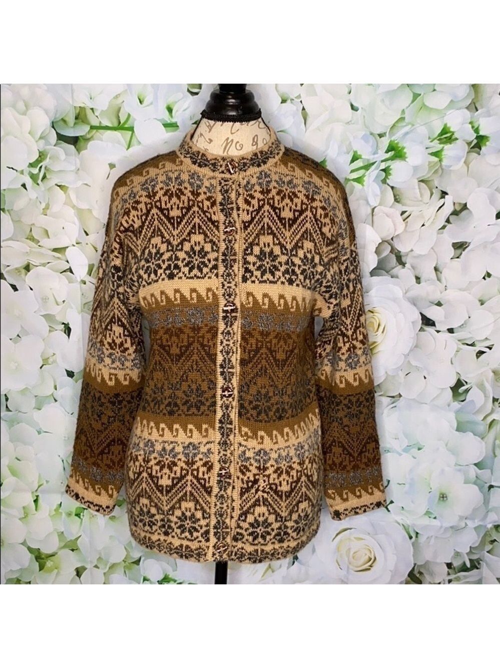THE ALPACA CONNECTION - Hand Knitted Cardi Sweater